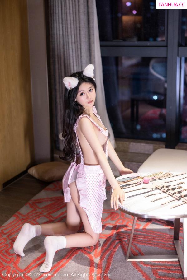   [XiuRen]高清写真图 2023.09.15 No.7399 幼幼 女仆美腿第15张图片